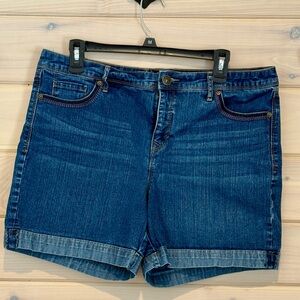 Gloria Vanderbilt Dark Blue Cuffed Denim Shorts